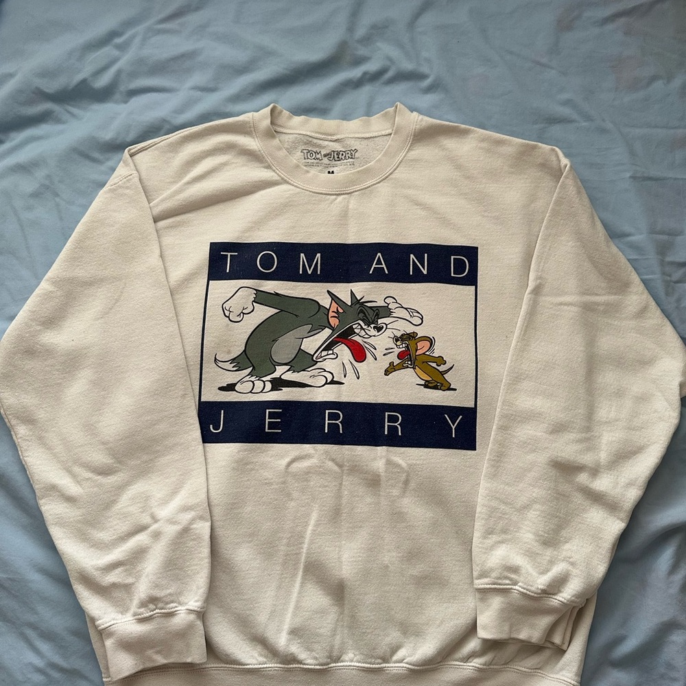 Forever 21 Tom and Jerry Sweater White - Medium